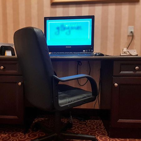 ハンプトン イン アンド スイーツ エドモントン インターナショナル エアポート アルバータ レドゥク エクステリア 写真